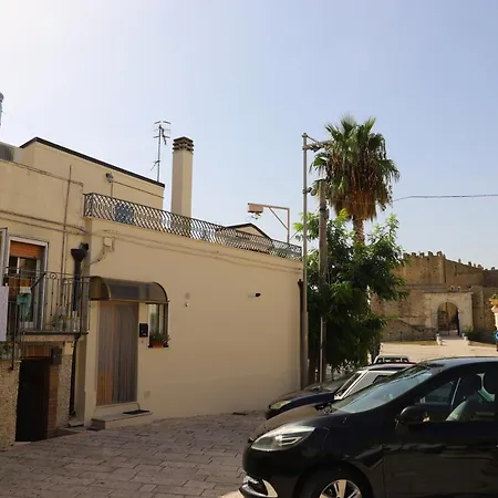 Dimora D'arte Al Castello Apartment Miglionico